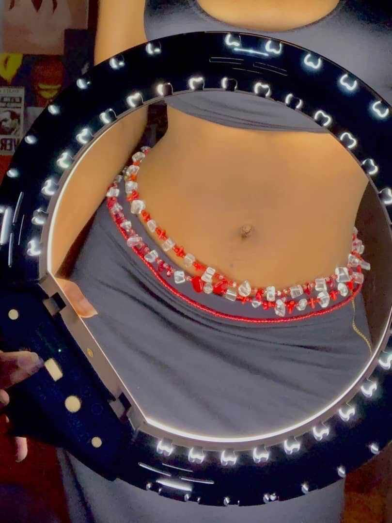 Baya Leila set