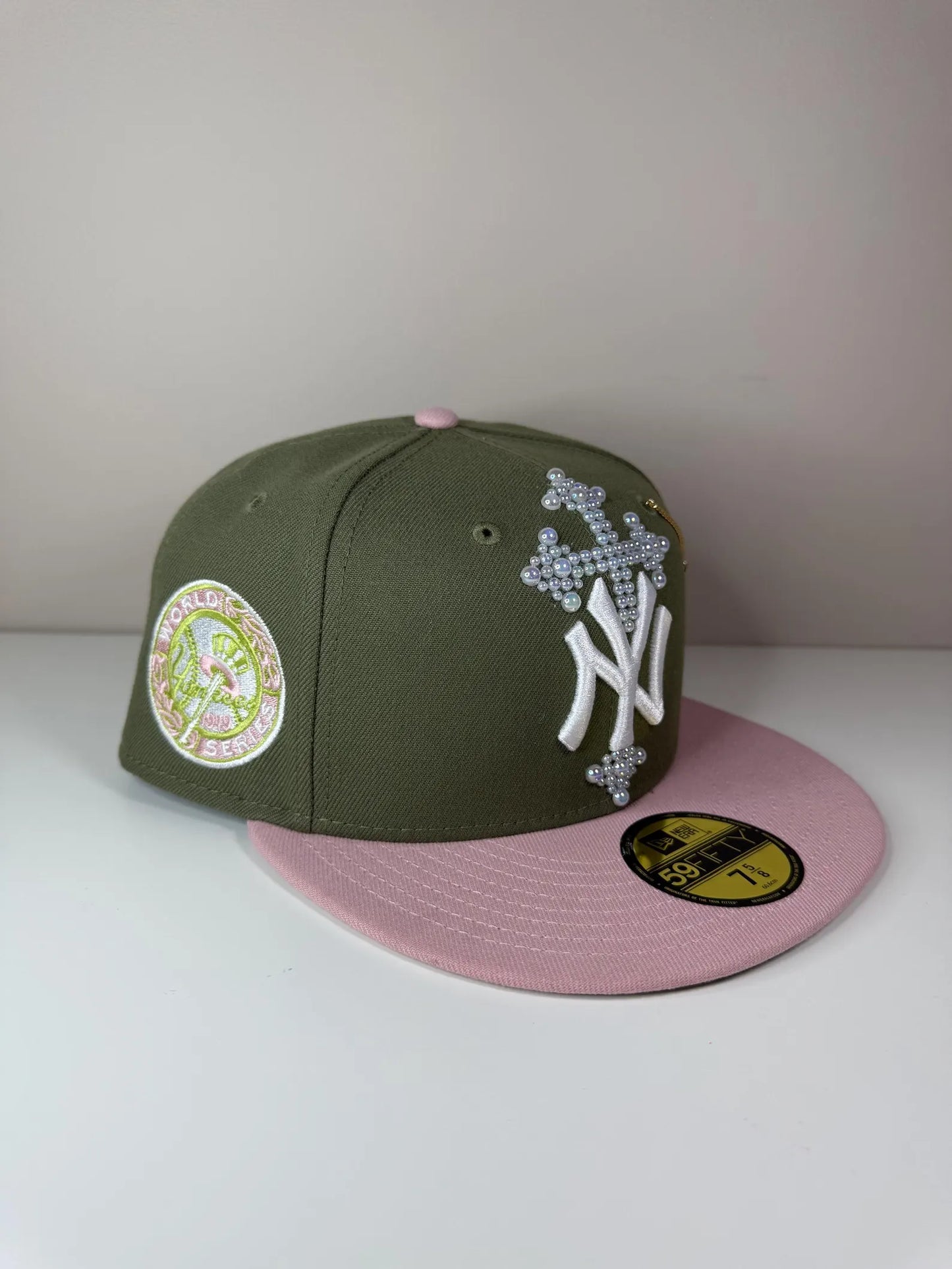 Caps custom