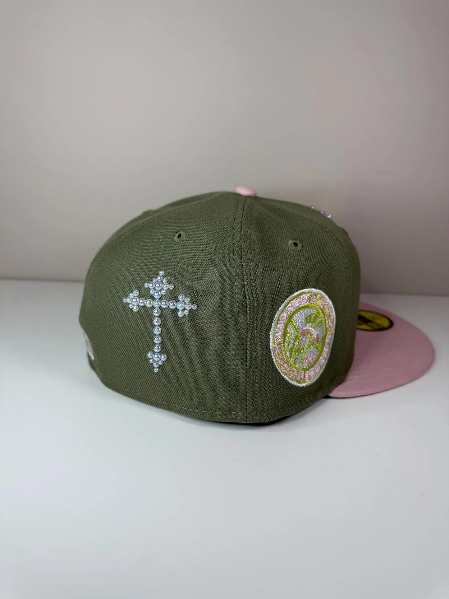 Caps custom